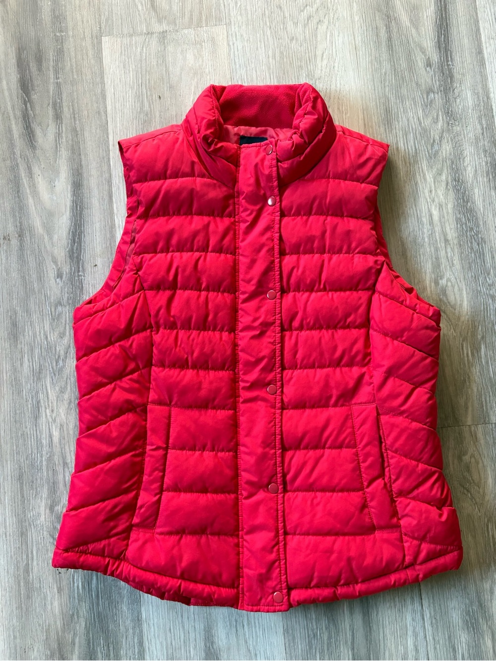 GAP Women's Quilted Red Puffer Vest